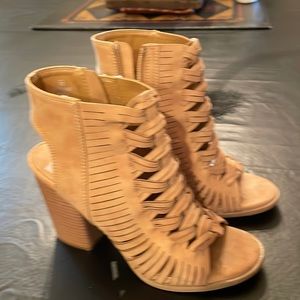 Brown zip up open toe heel